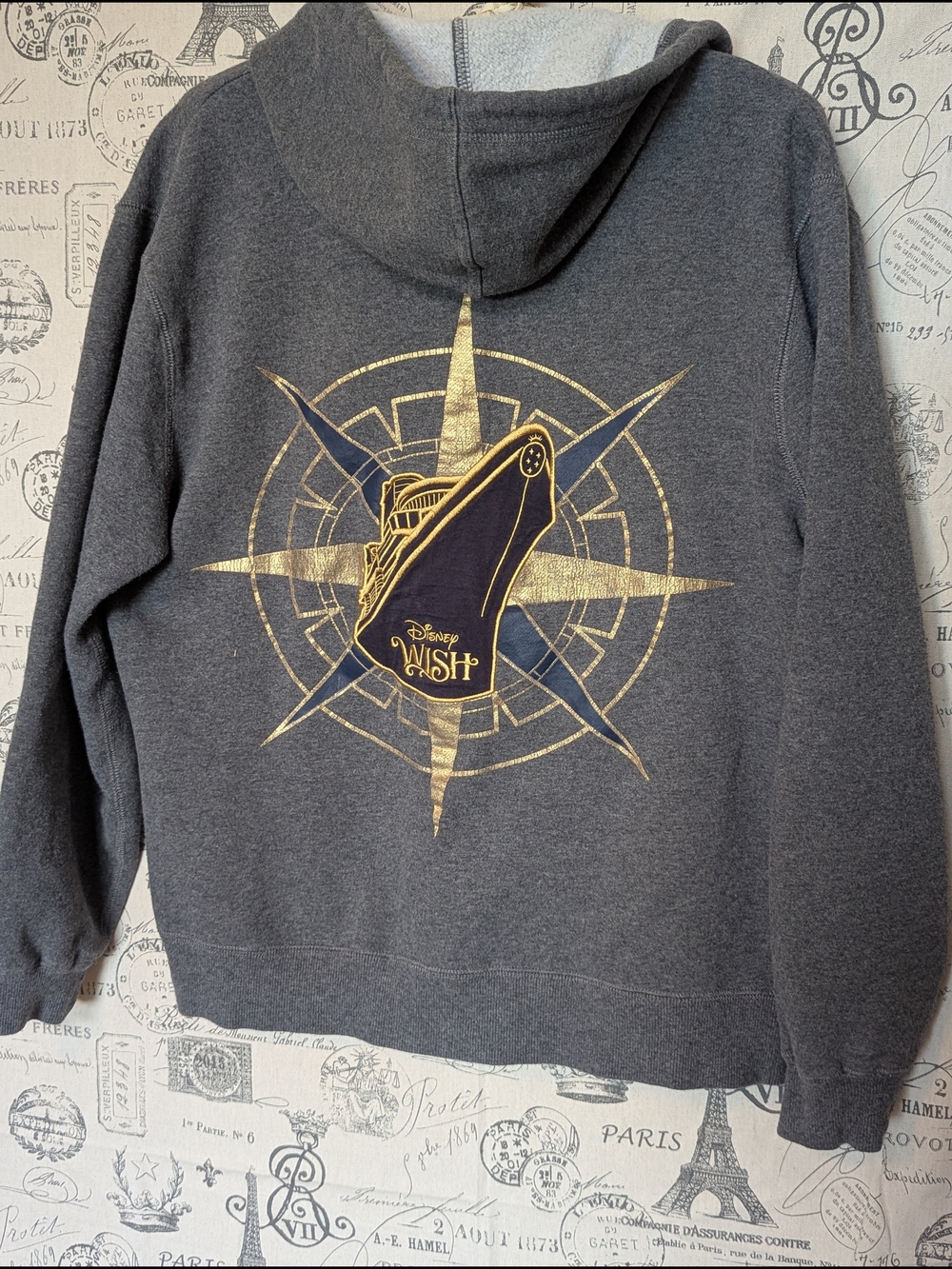 Disney Wish Cruiseline Inaugural Voyage Luxury Gray Hooded Jacket Size M